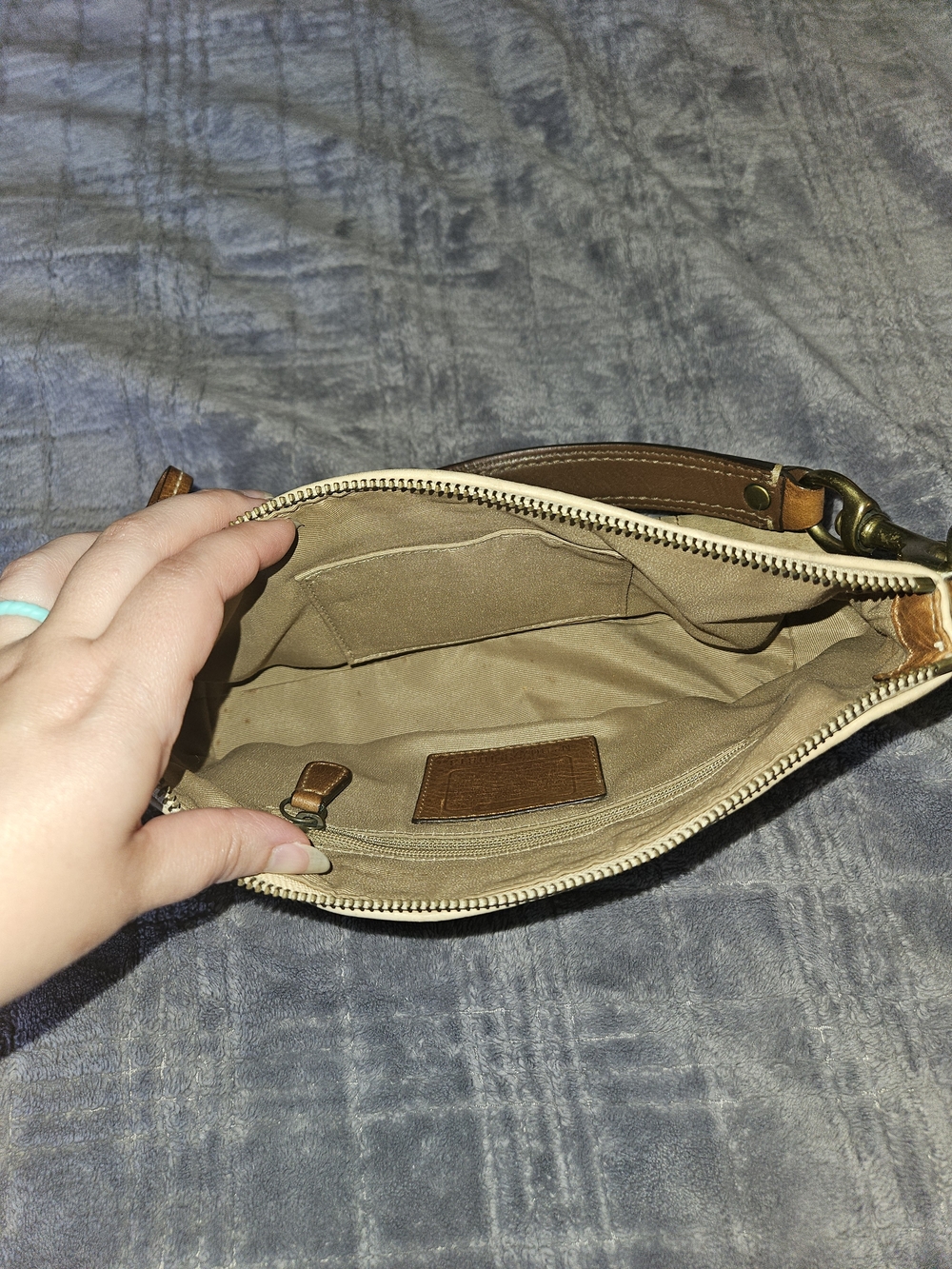 Vintage Coach Y2K Patchwork Neutral Leather Wristlet Shoulder Bag - tan - Picture 9 of 15